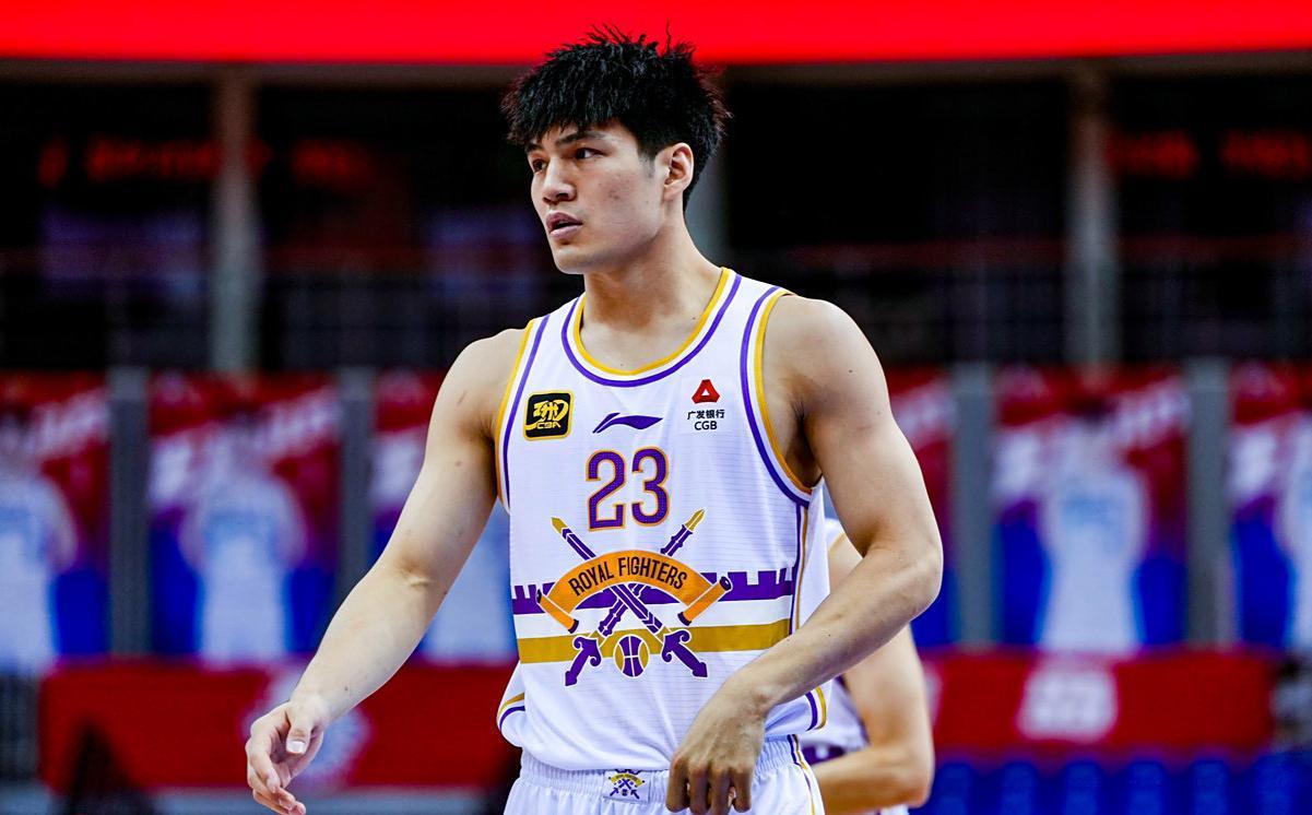 4笔引援!北控18人大名单重组,王少杰没回来,交易陈国豪有钱赚